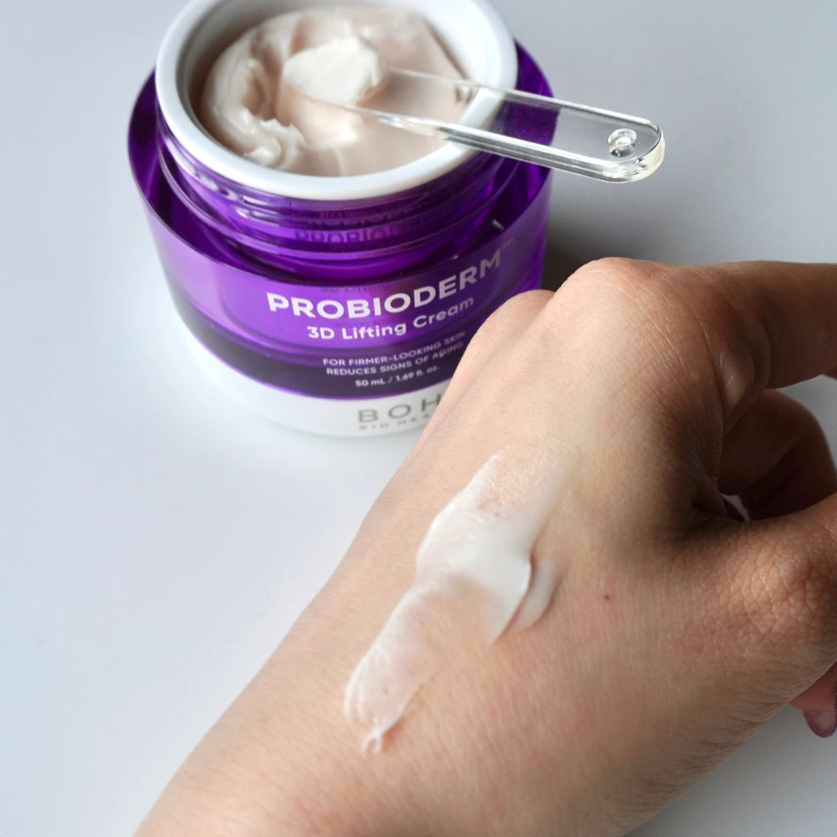 BIOHEAL BOH Probioderm 3D Lifting Cream texture